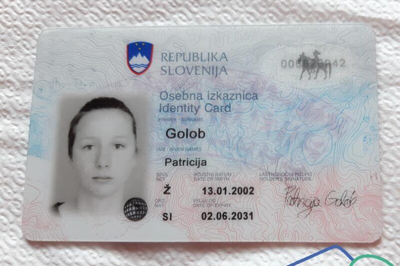 Pridobite pristne dokumente v 5 dneh pri Genuine Documents Centre — brez izpitov, 100 % varno in popolnoma na daljavo. Naročite od doma in prejmite pravo vozniško dovoljenje, potni list, osebno izkaznico, dovoljenje za prebivanje, dovoljenje za čoln ali mednarodno vozniško dovoljenje. Ponujamo vozniška dovoljenja kategorije B, podaljšanje dovoljenj in pomoč pri ponovni pridobitvi začasno odvzetih vozniških dovoljenj. Izognite se ponaredkom — izberite zakonito preverjene možnosti. Storitev vključuje obnovo potnega lista, nakup dovoljenja za prebivanje, dostavo osebne izkaznice in mednarodna dovoljenja. Poiščite najboljšo ceno za vozniško dovoljenje ali dovoljenje za prebivanje z jamstvom za hitro izvedbo. Idealno za potovanja, delo ali pravno uporabo. Zaupajo nam po vsem svetu. Naročite danes na Genuinedocumentscentre.com in prejmite dokumente brez stresa.