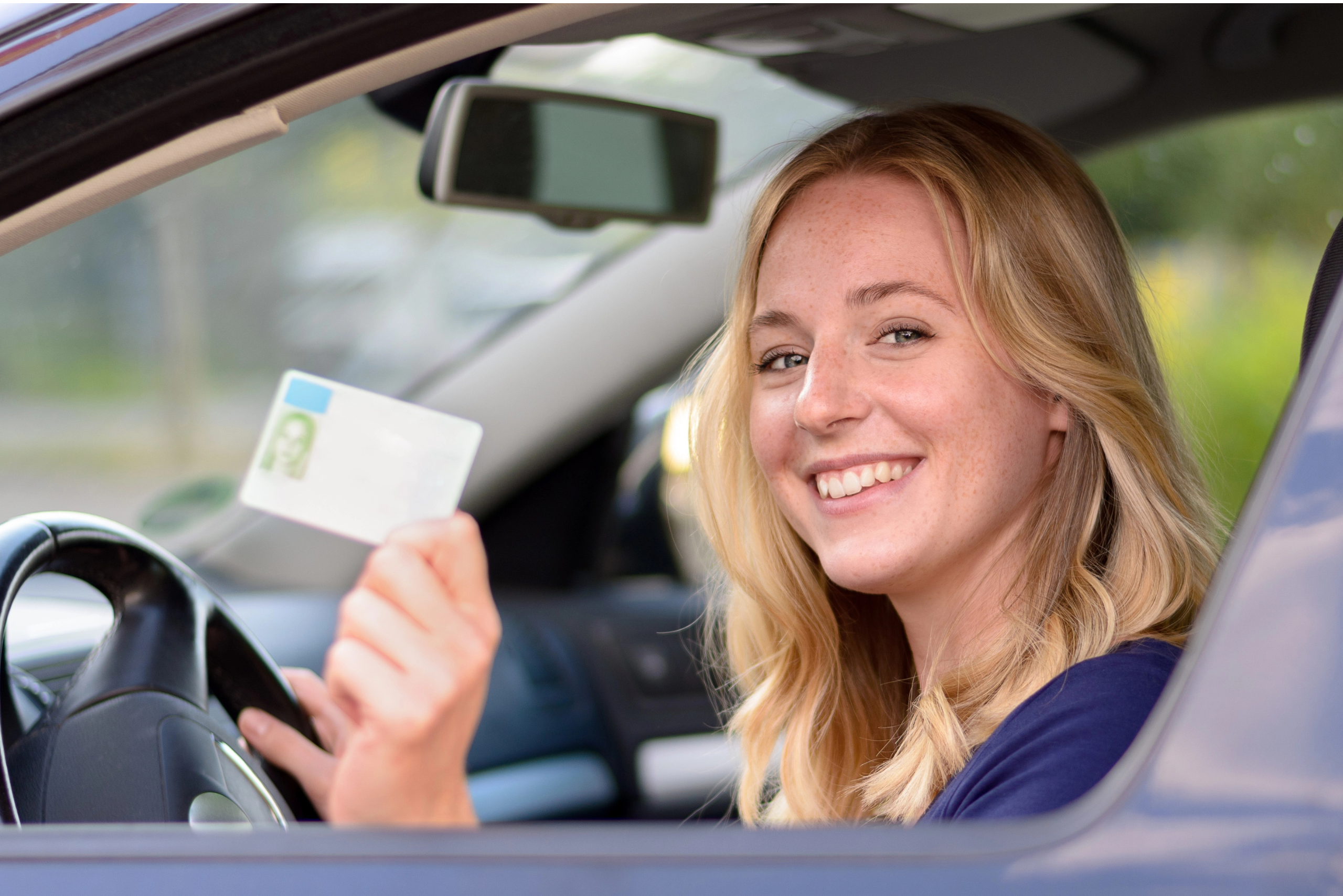 Order genuine passports, ID cards, residence permits, and driver’s licenses online from Genuinedocumentscentre.com – secure and verified within 5 days.