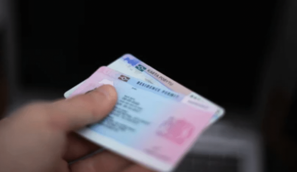 Order genuine passports, ID cards, residence permits, and driver’s licenses online from Genuinedocumentscentre.com – secure and verified within 5 days.