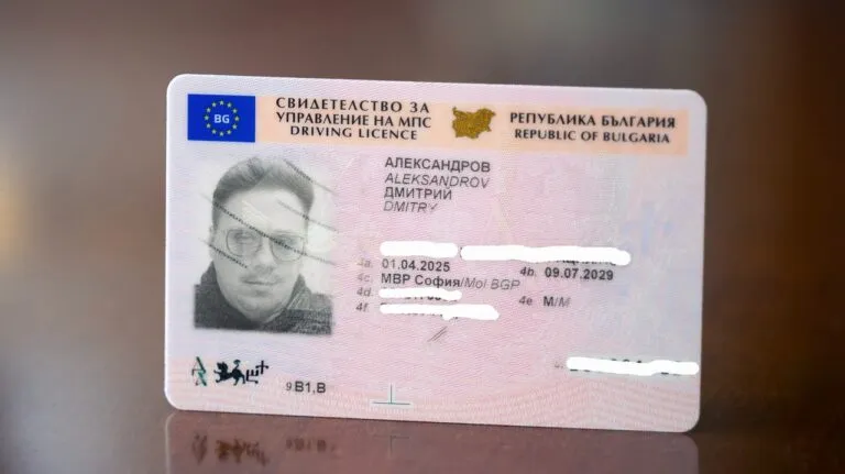 Order genuine passports, ID cards, residence permits, and driver’s licenses online from Genuinedocumentscentre.com – secure and verified within 5 days.